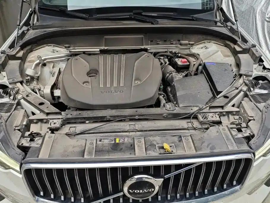 2024 Volvo XC60 B5 AWD Inscription Luxury Edition — миниатюра 10