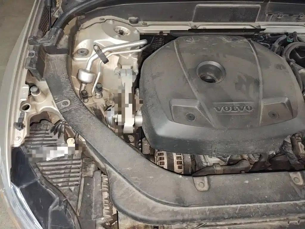 2020 Volvo XC60 T5 AWD Inscription Luxury Edition — миниатюра 20