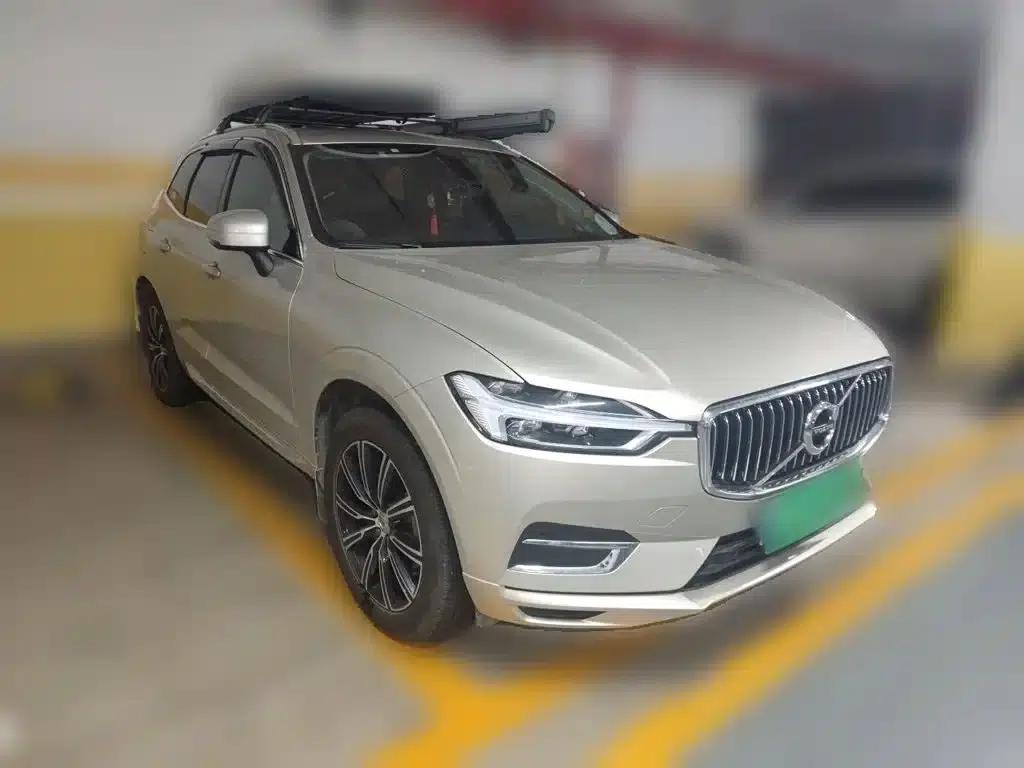 2020 Volvo XC60 T5 AWD Inscription Luxury Edition — миниатюра 23