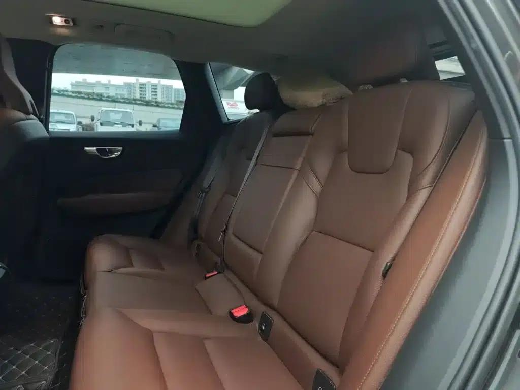 2020 Volvo XC60 T5 AWD Inscription Luxury Edition — миниатюра 14