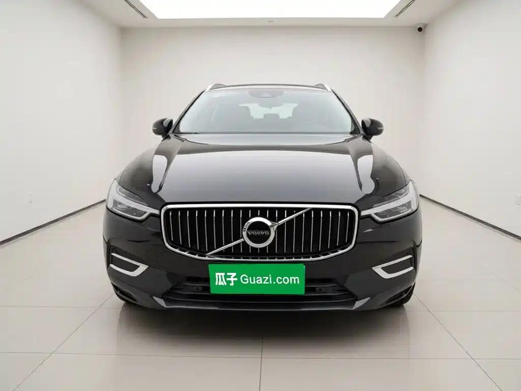 2020 Volvo XC60 T5 AWD Inscription Luxury Edition — миниатюра 3