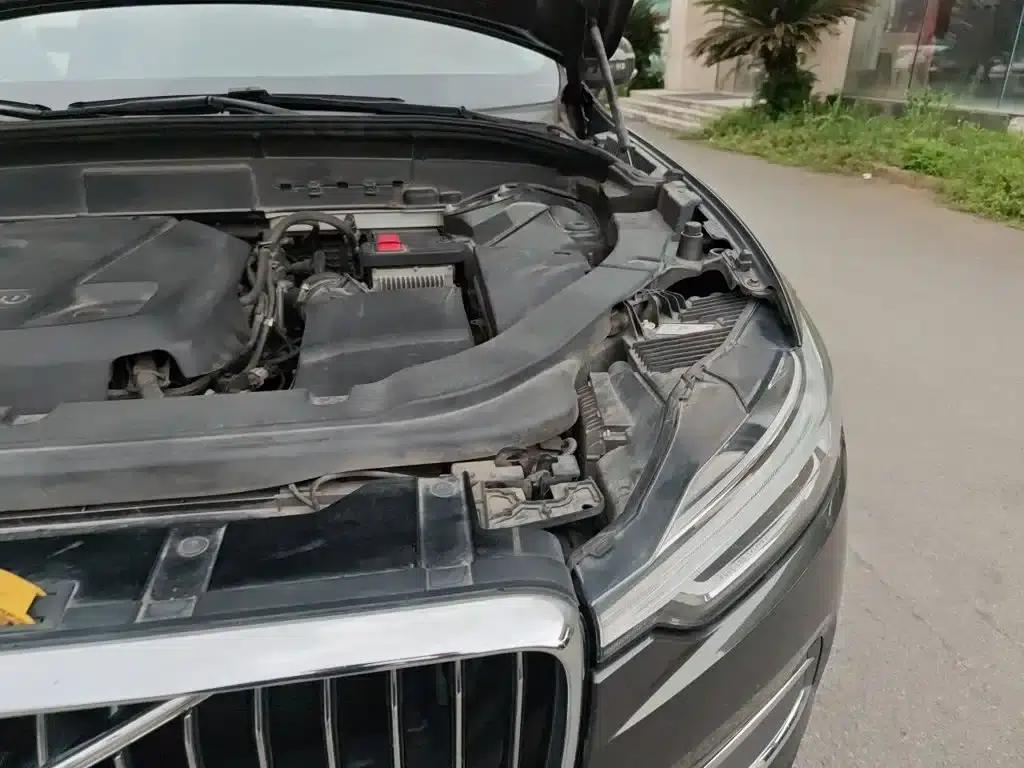 2020 Volvo XC60 T5 AWD Inscription Luxury Edition — миниатюра 24