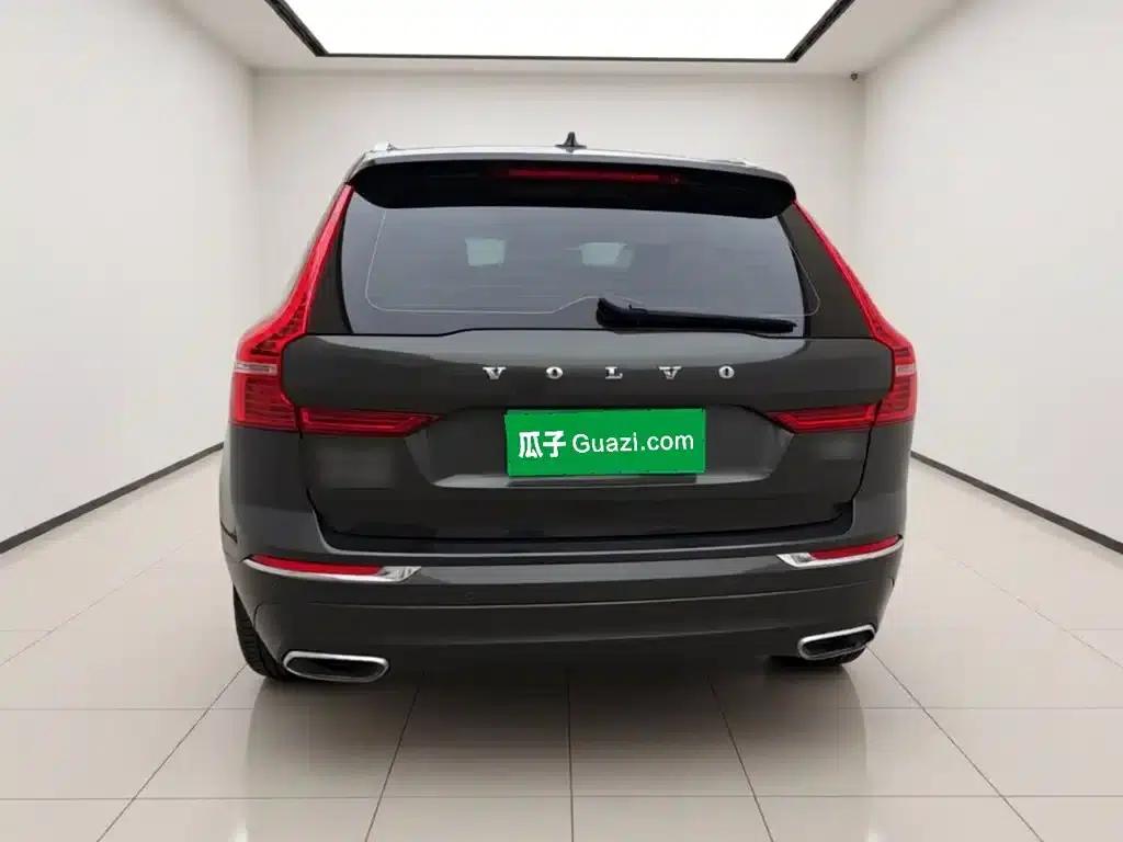 2020 Volvo XC60 T5 AWD Inscription Luxury Edition — миниатюра 4