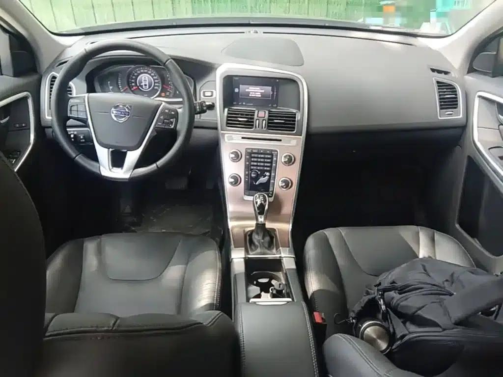 2017 Volvo XC60 T5 AWD Smart Upgrade Edition — миниатюра 16