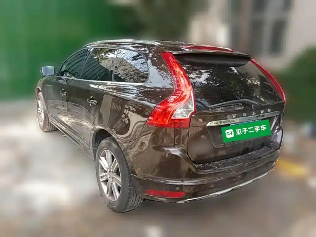 2017 Volvo XC60 T5 AWD Smart Upgrade Edition — миниатюра 9