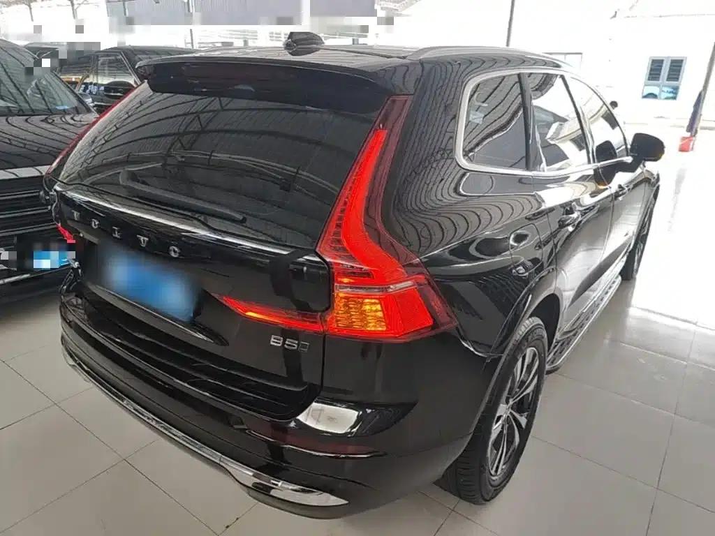 2024 Volvo XC60 B5 AWD Inscription Luxury Edition — миниатюра 7