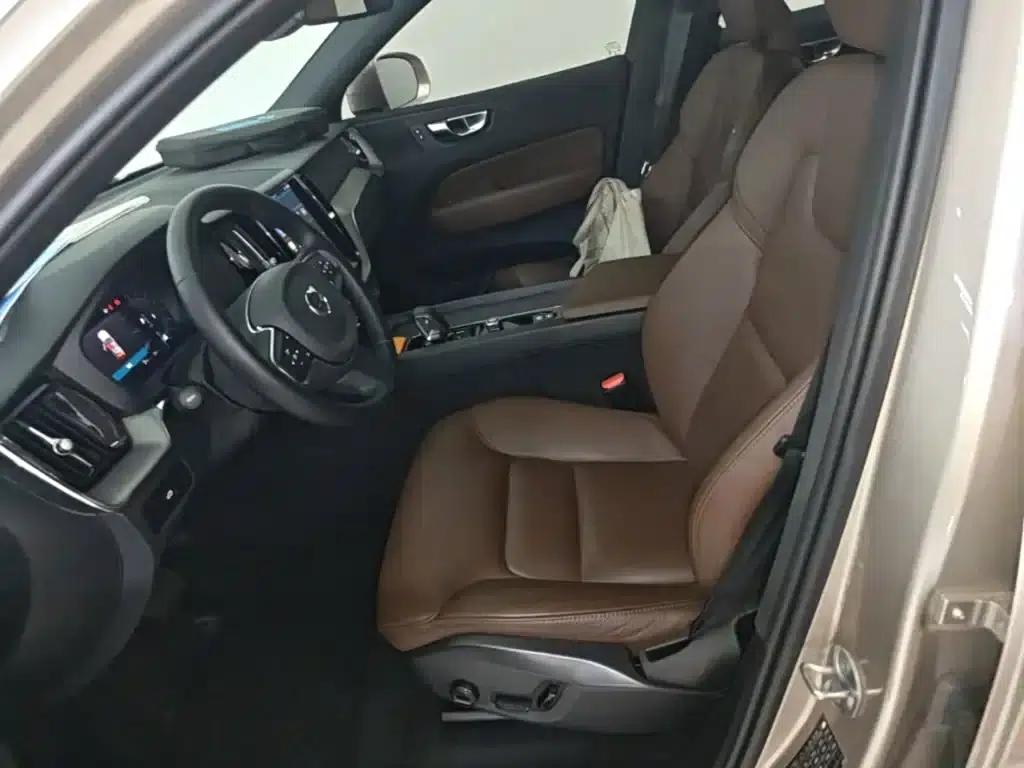 2024 Volvo XC60 B5 AWD Inscription Luxury Edition — миниатюра 15