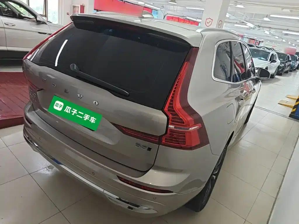 2024 Volvo XC60 B5 AWD Inscription Luxury Edition — миниатюра 7