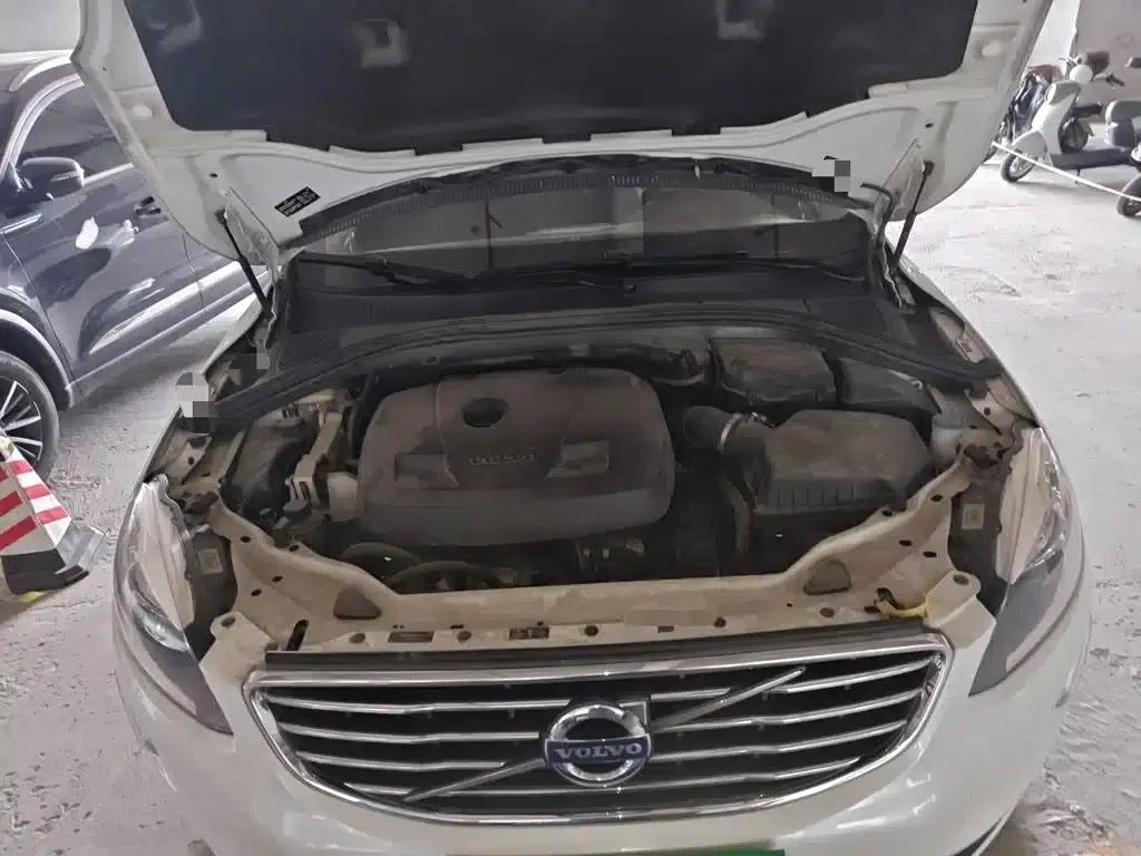 2016 Volvo XC60 T5 Smart Edition — миниатюра 17
