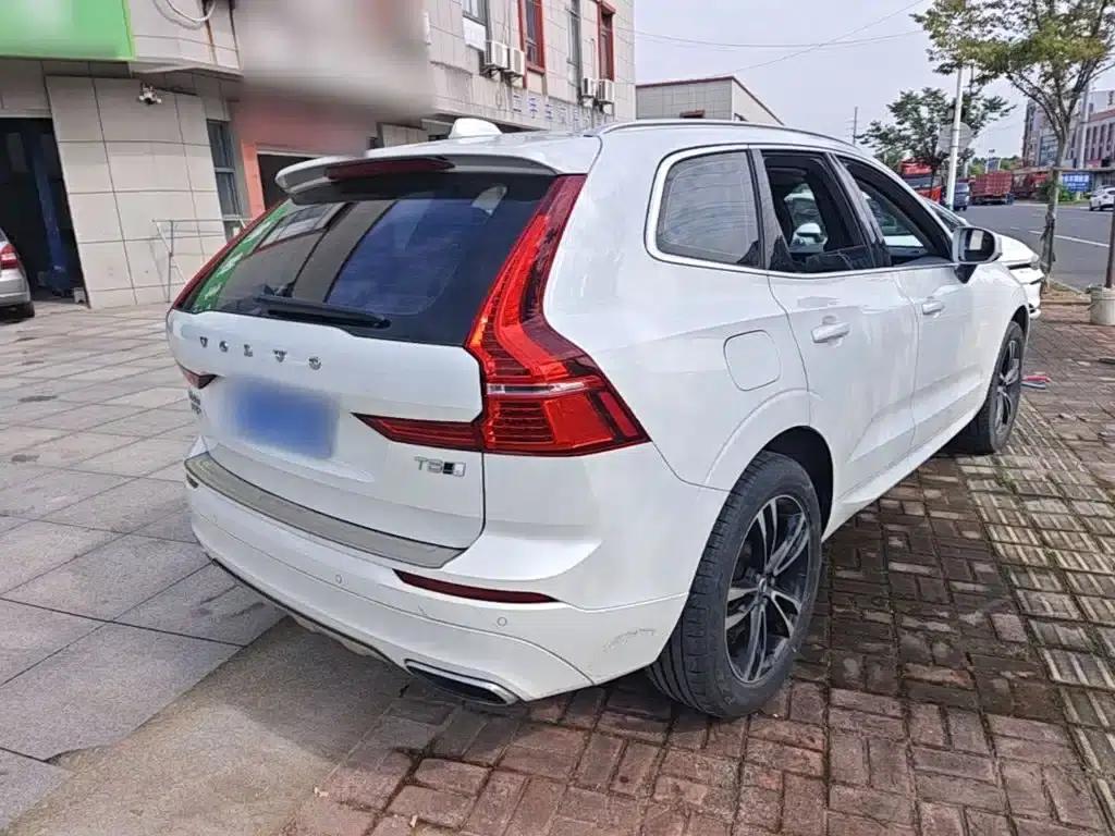 2018 Volvo XC60 T5 AWD Smart Edition — миниатюра 7