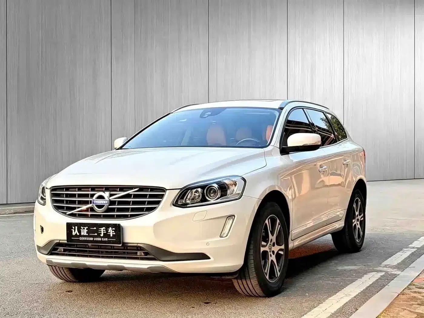 2014 Volvo XC60 Imported T5 Smart Edition — миниатюра 1
