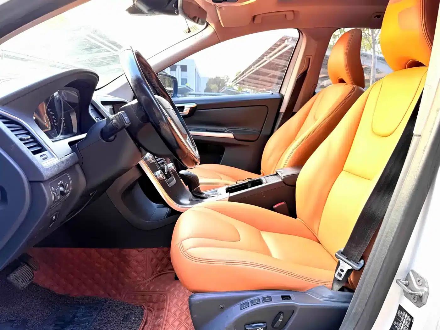 2014 Volvo XC60 Imported T5 Smart Edition — миниатюра 11