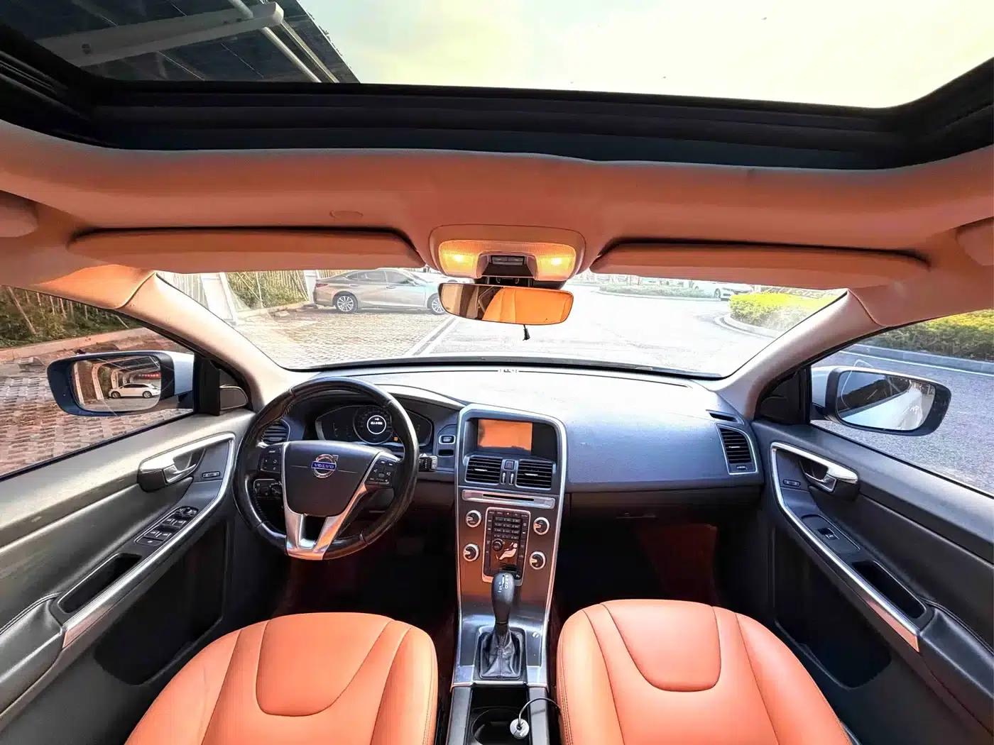 2014 Volvo XC60 Imported T5 Smart Edition — миниатюра 15