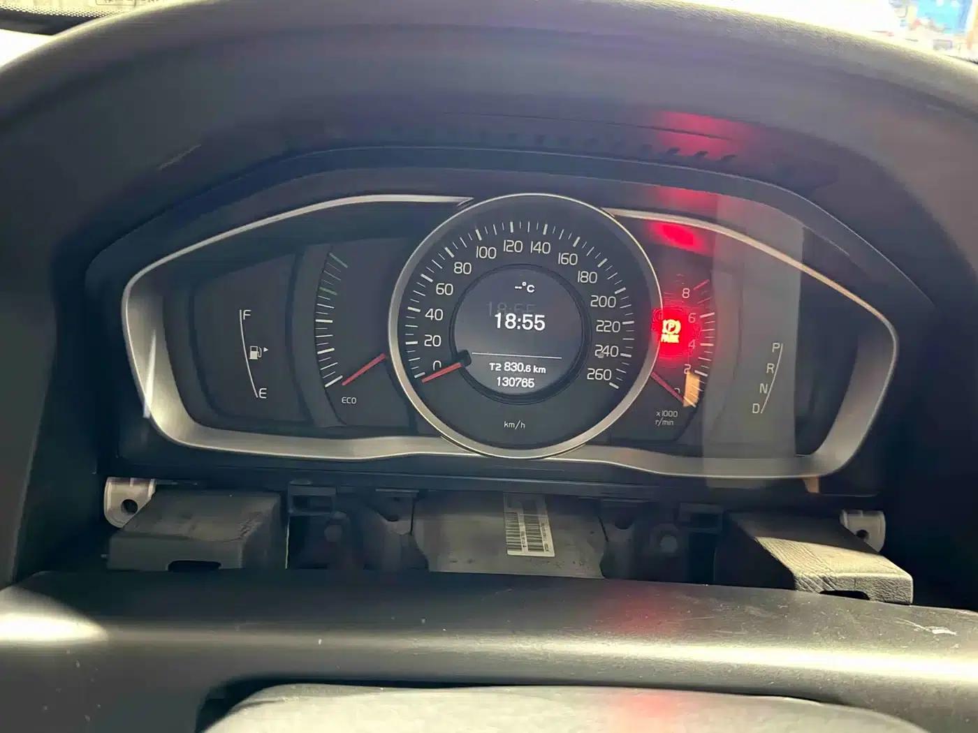 2014 Volvo XC60 Imported T5 Smart Edition — миниатюра 20
