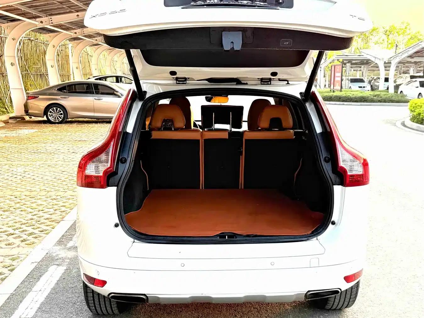 2014 Volvo XC60 Imported T5 Smart Edition — миниатюра 8