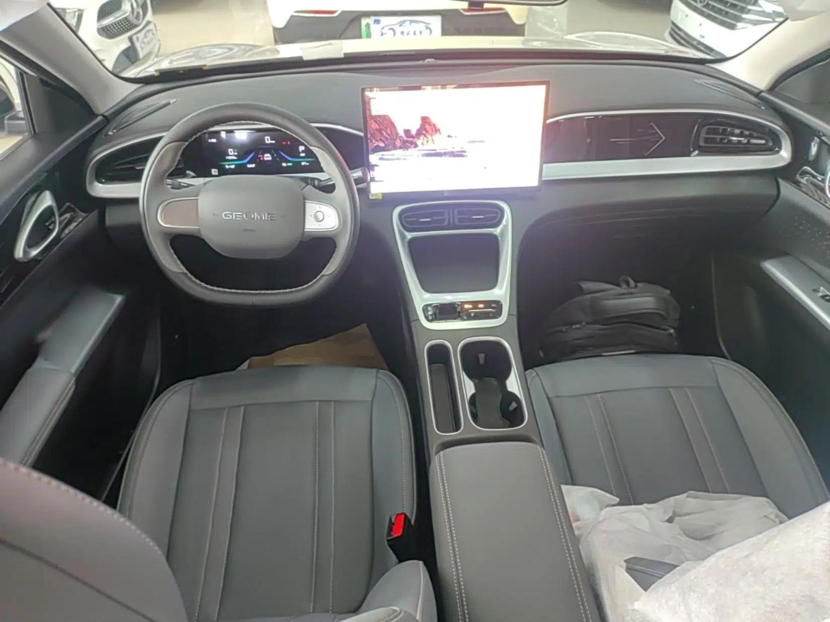 Geely Galaxy Geome 2026 Model 410km Freedom Edition — миниатюра 12
