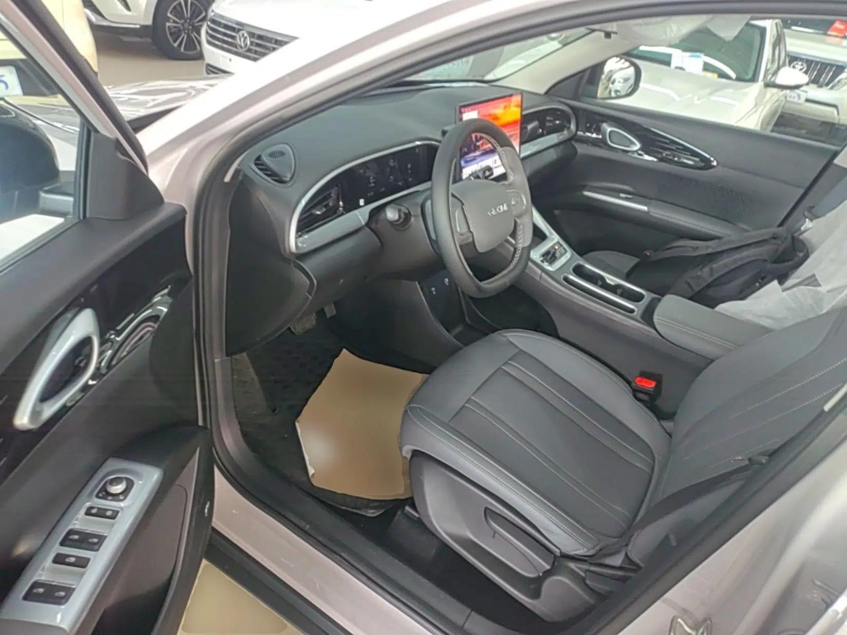 Geely Galaxy Geome 2026 Model 410km Freedom Edition — миниатюра 18