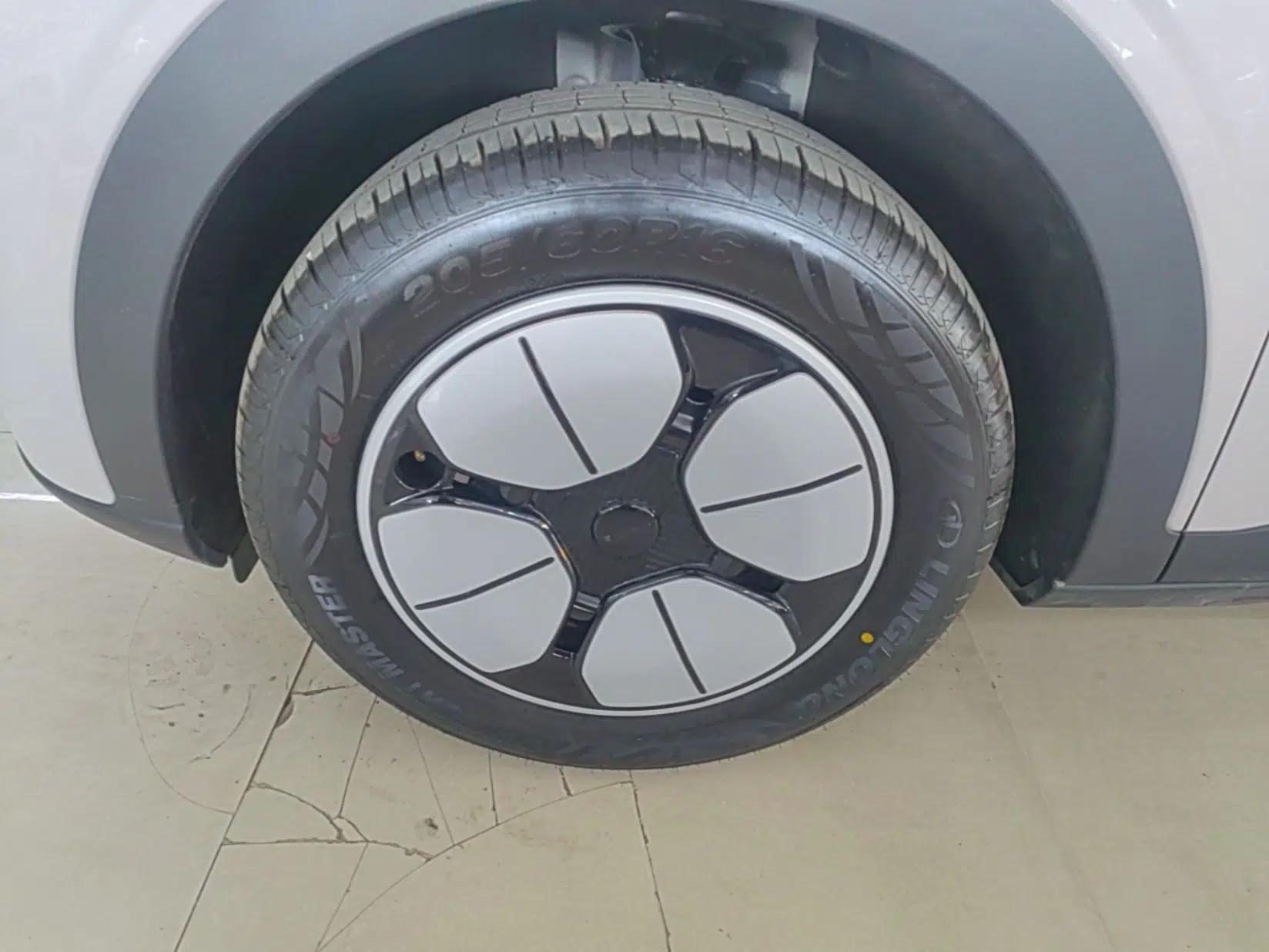 Geely Galaxy Geome 2026 Model 410km Freedom Edition — миниатюра 10