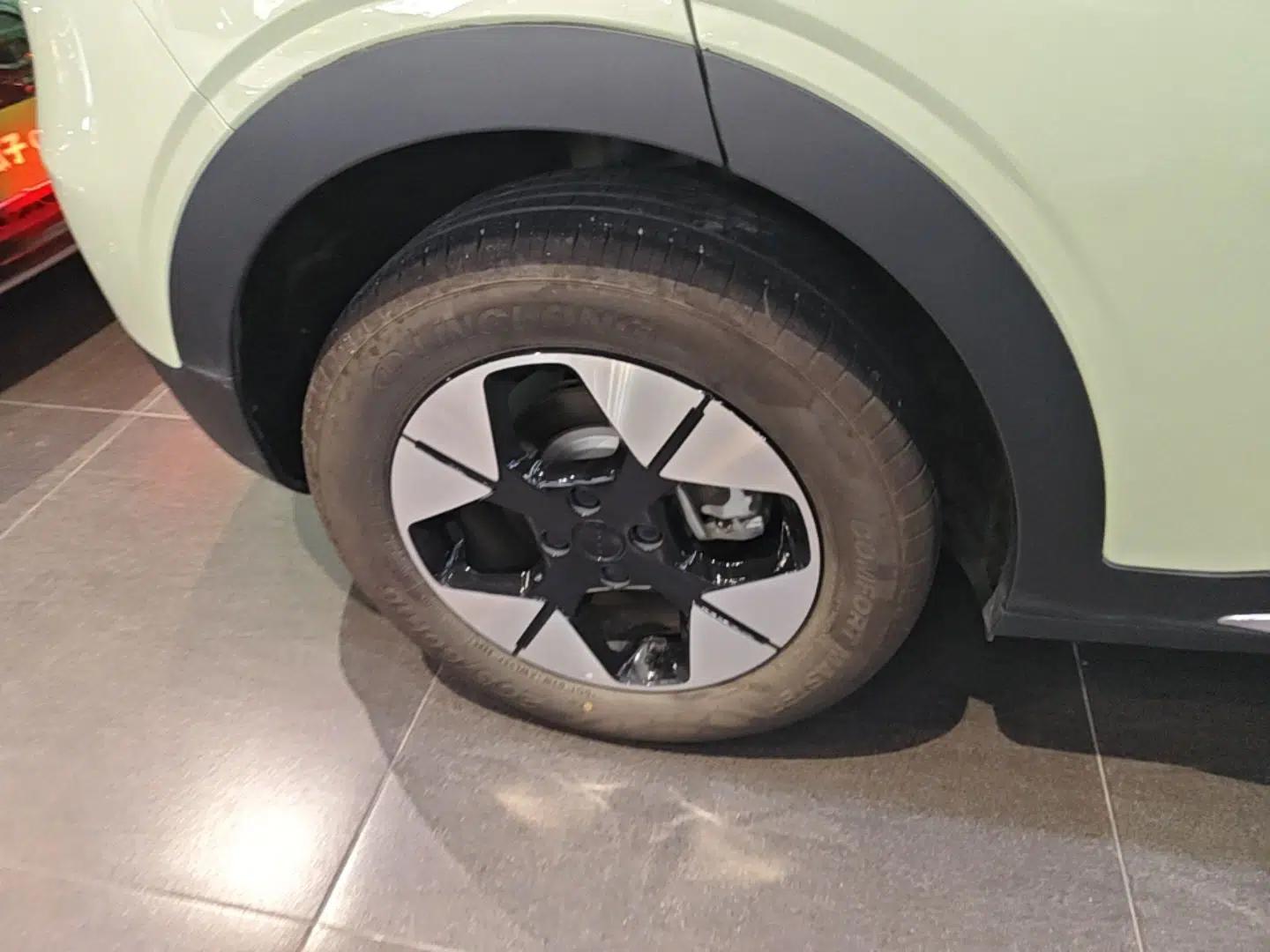 Geely Galaxy Geome 2025 310km Dream Edition — миниатюра 11