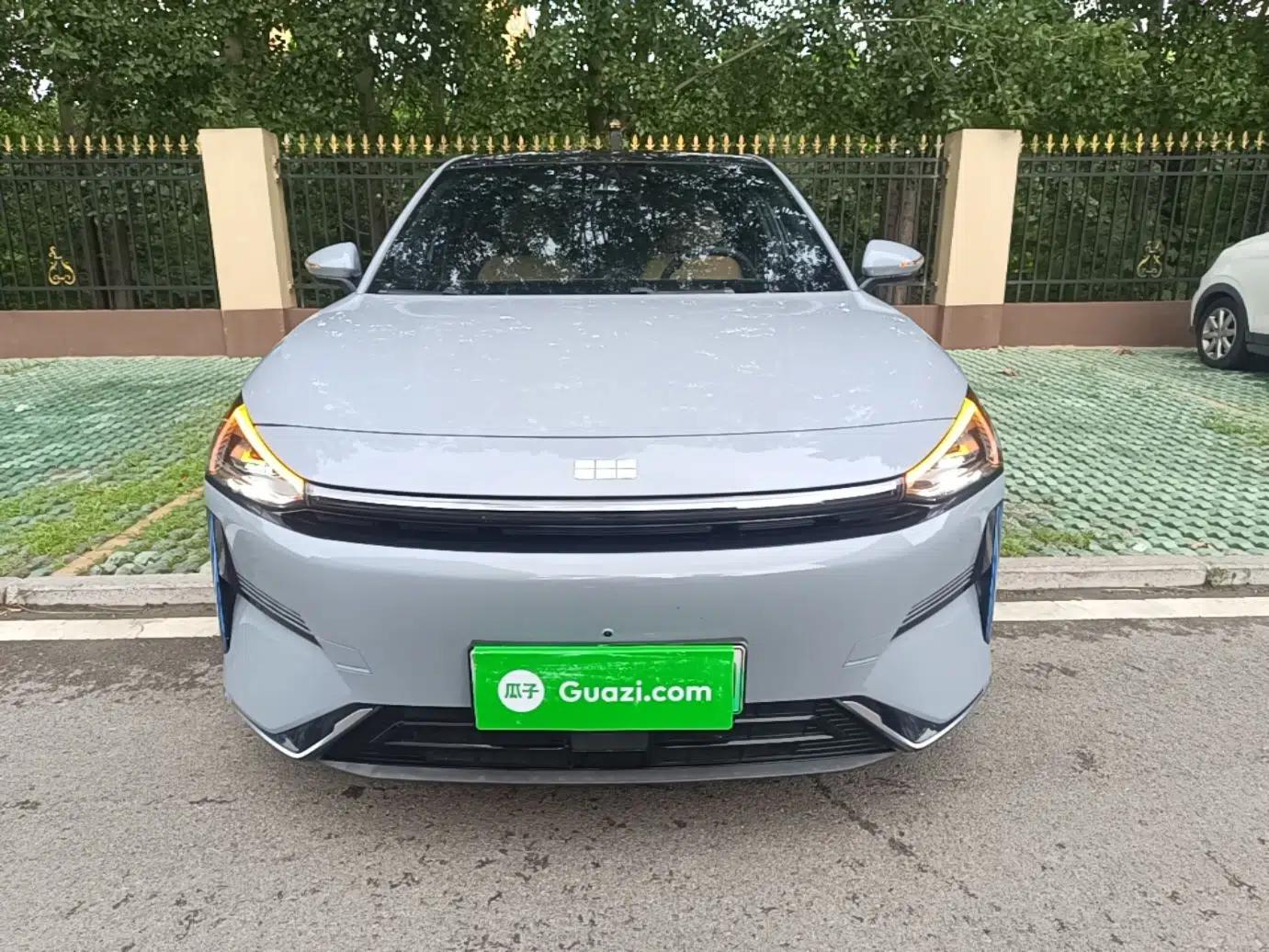 Geely Galaxy L6 2023 125km Starship — миниатюра 2