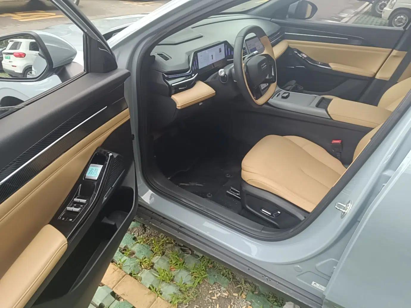 Geely Galaxy L6 2023 125km Starship — миниатюра 18