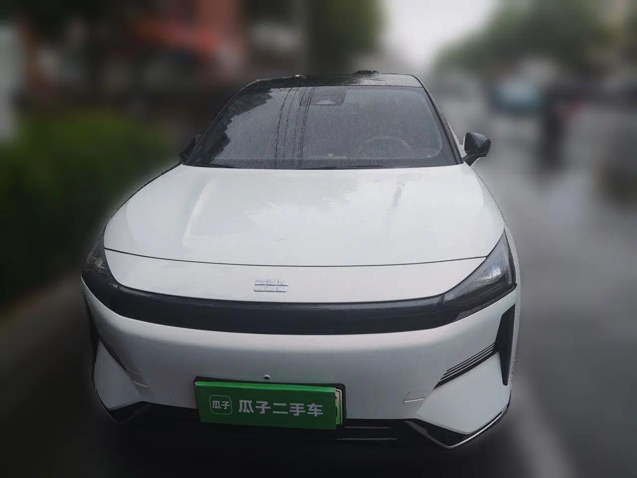 Geely Galaxy L6 2023 125km Starship — миниатюра 2