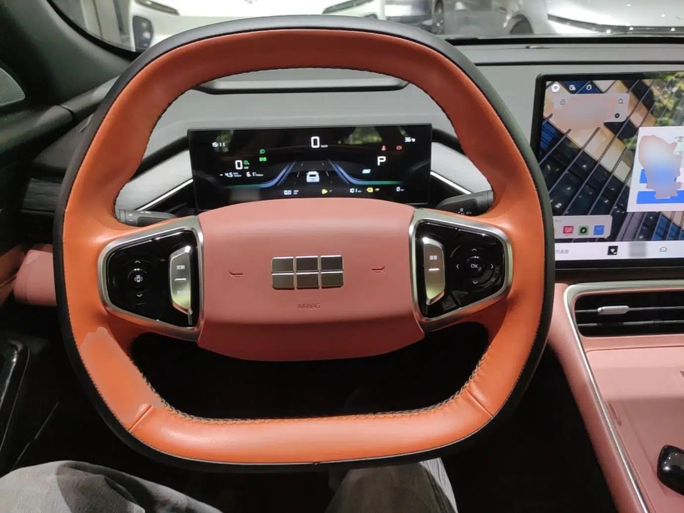 Geely Galaxy L6 2025 EM-i 60km Launch Edition — миниатюра 13