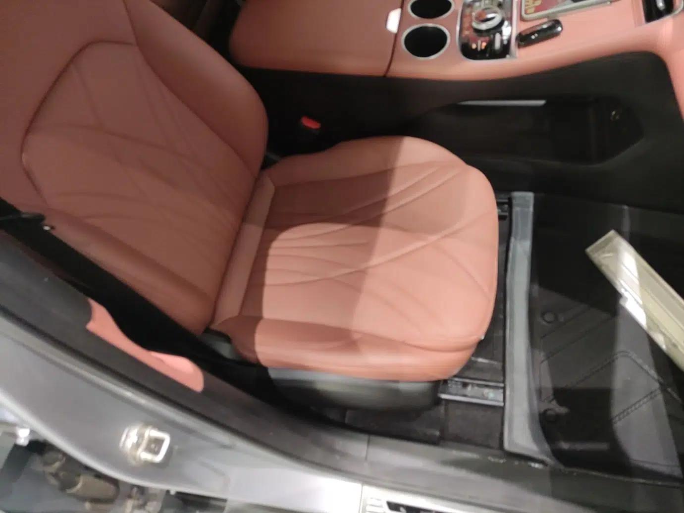 Geely Galaxy L6 2025 EM-i 60km Launch Edition — миниатюра 19