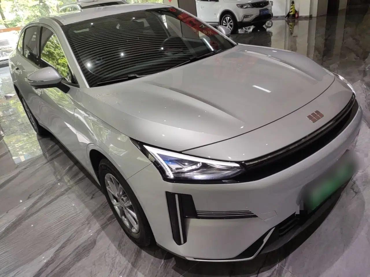 Geely Galaxy L6 2025 EM-i 60km Launch Edition — миниатюра 3