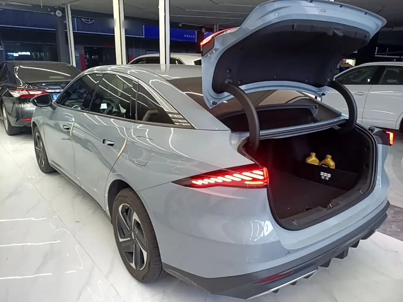 Geely Galaxy L6 2023 60km PLUS — миниатюра 4
