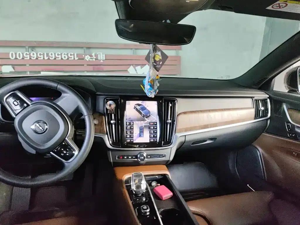 2023 Volvo S90 B5 Inscription Luxury Edition — миниатюра 5