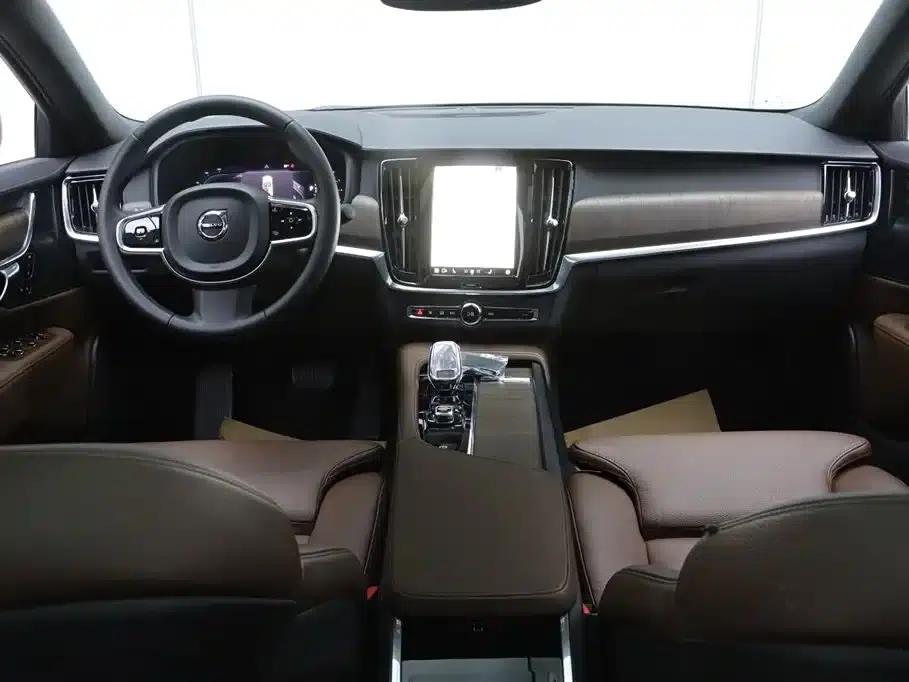 2024 Volvo S90 B5 Inscription Luxury Edition — миниатюра 24