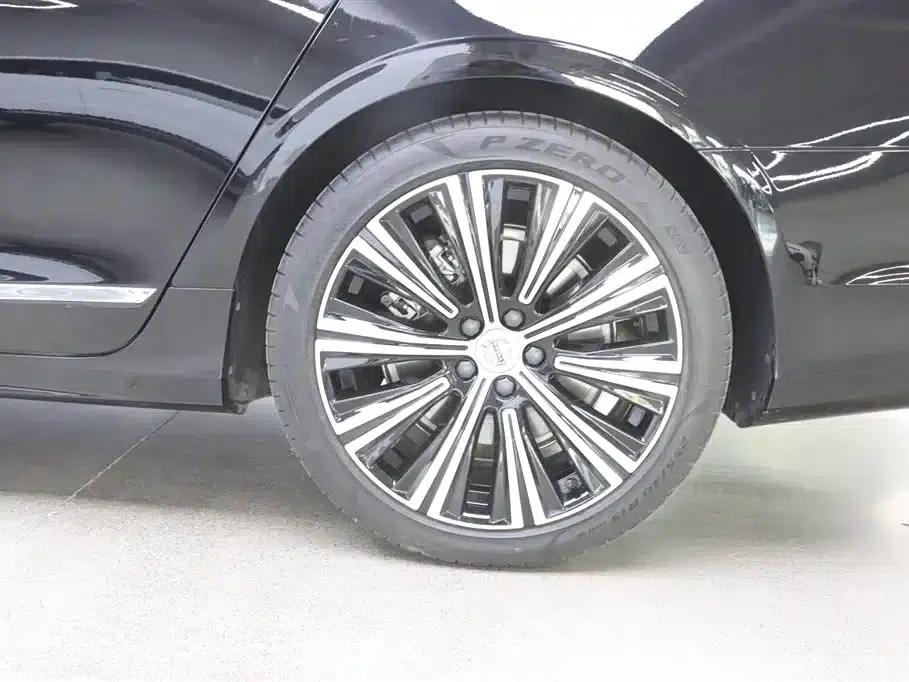 2024 Volvo S90 B5 Inscription Luxury Edition — миниатюра 33