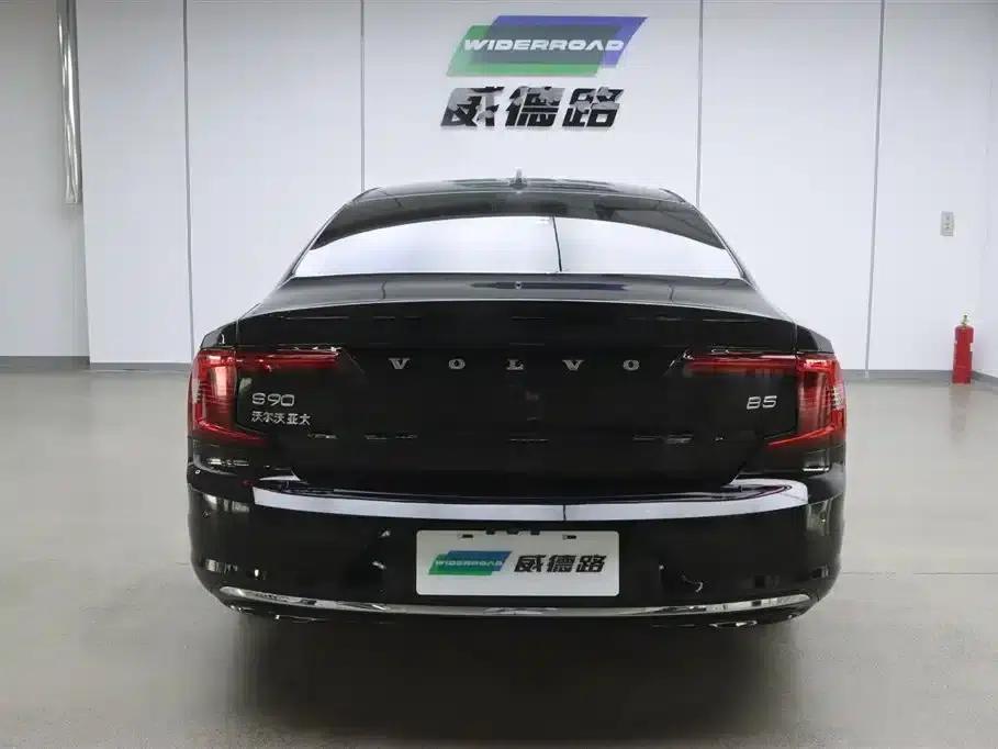 2024 Volvo S90 B5 Inscription Luxury Edition — миниатюра 7