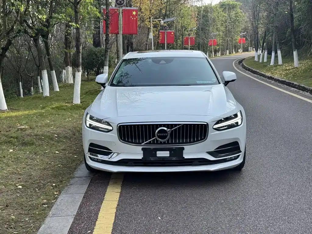 2020 Volvo S90 T5 Inscription Luxury Edition — миниатюра 2