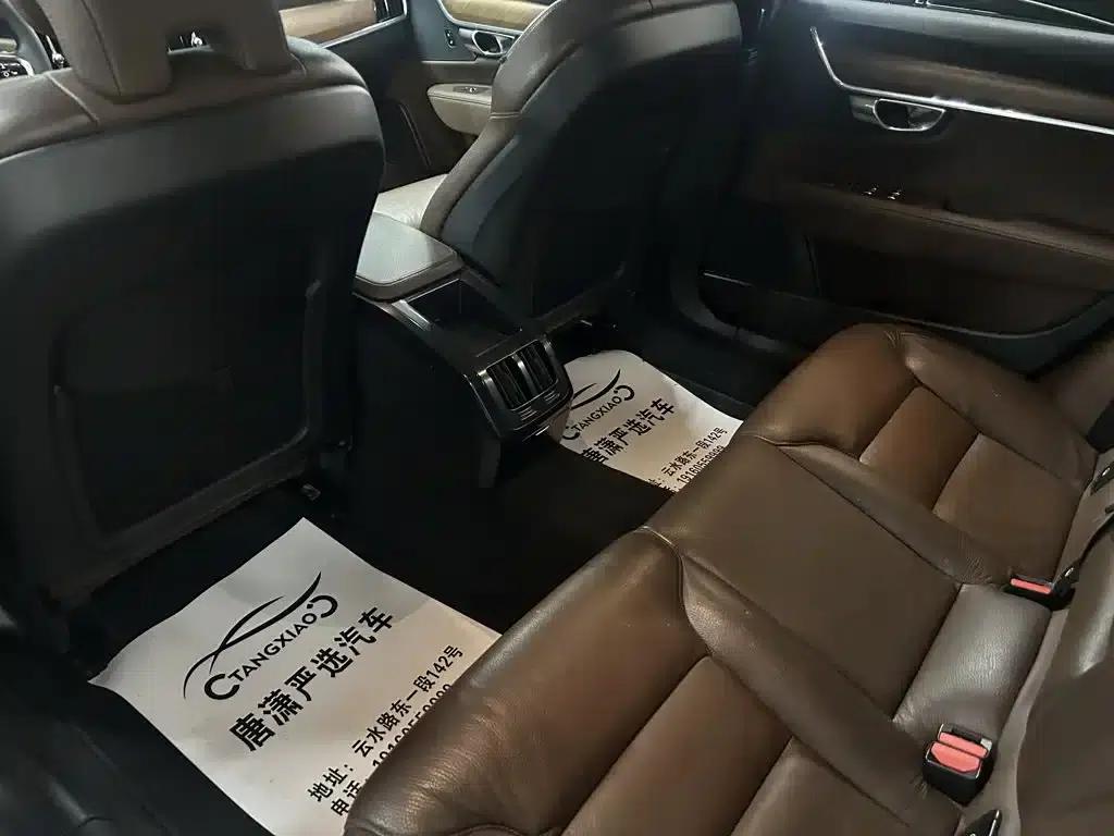2020 Volvo S90 T5 Inscription Luxury Edition — миниатюра 5