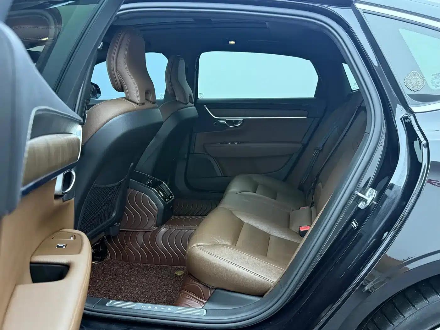 2022 Volvo S90 B5 Smart Luxury Edition — миниатюра 13