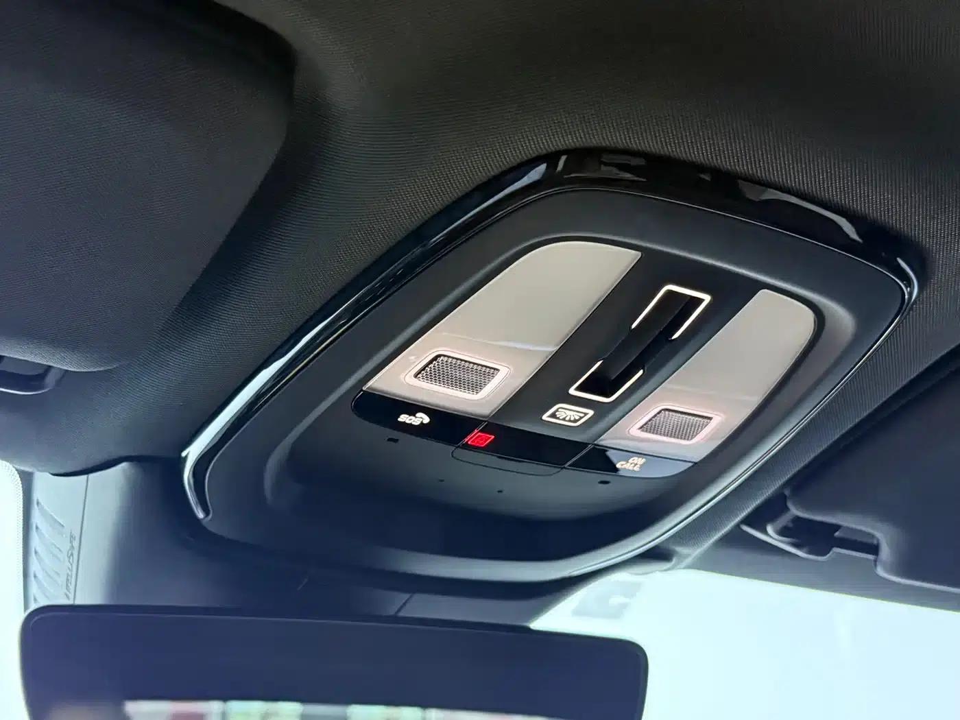2022 Volvo S90 B5 Smart Luxury Edition — миниатюра 22