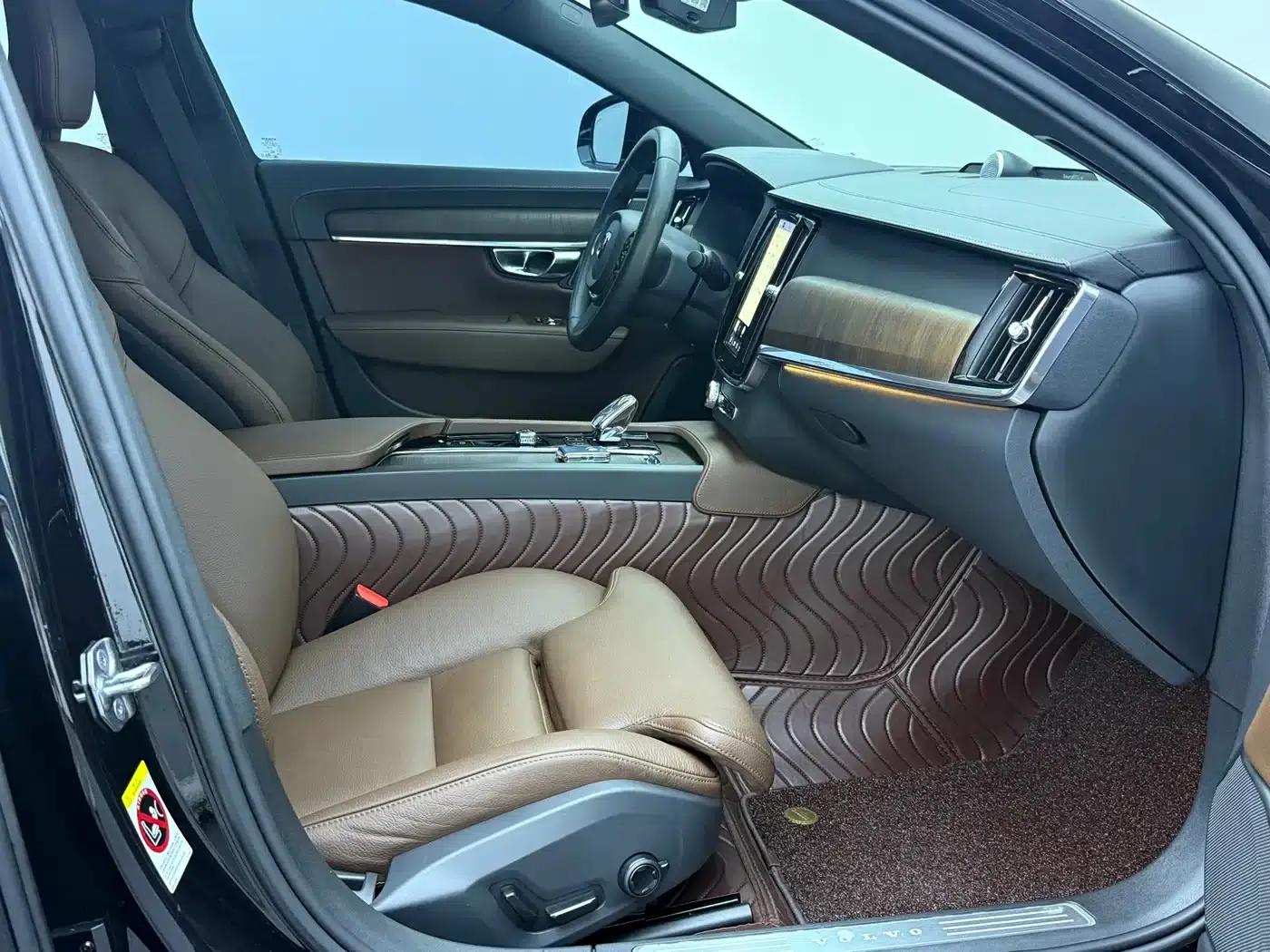 2022 Volvo S90 B5 Smart Luxury Edition — миниатюра 25