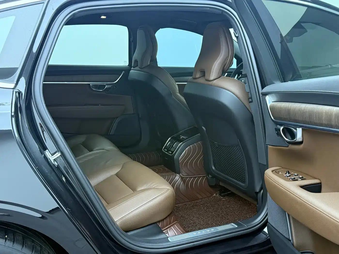 2022 Volvo S90 B5 Smart Luxury Edition — миниатюра 27