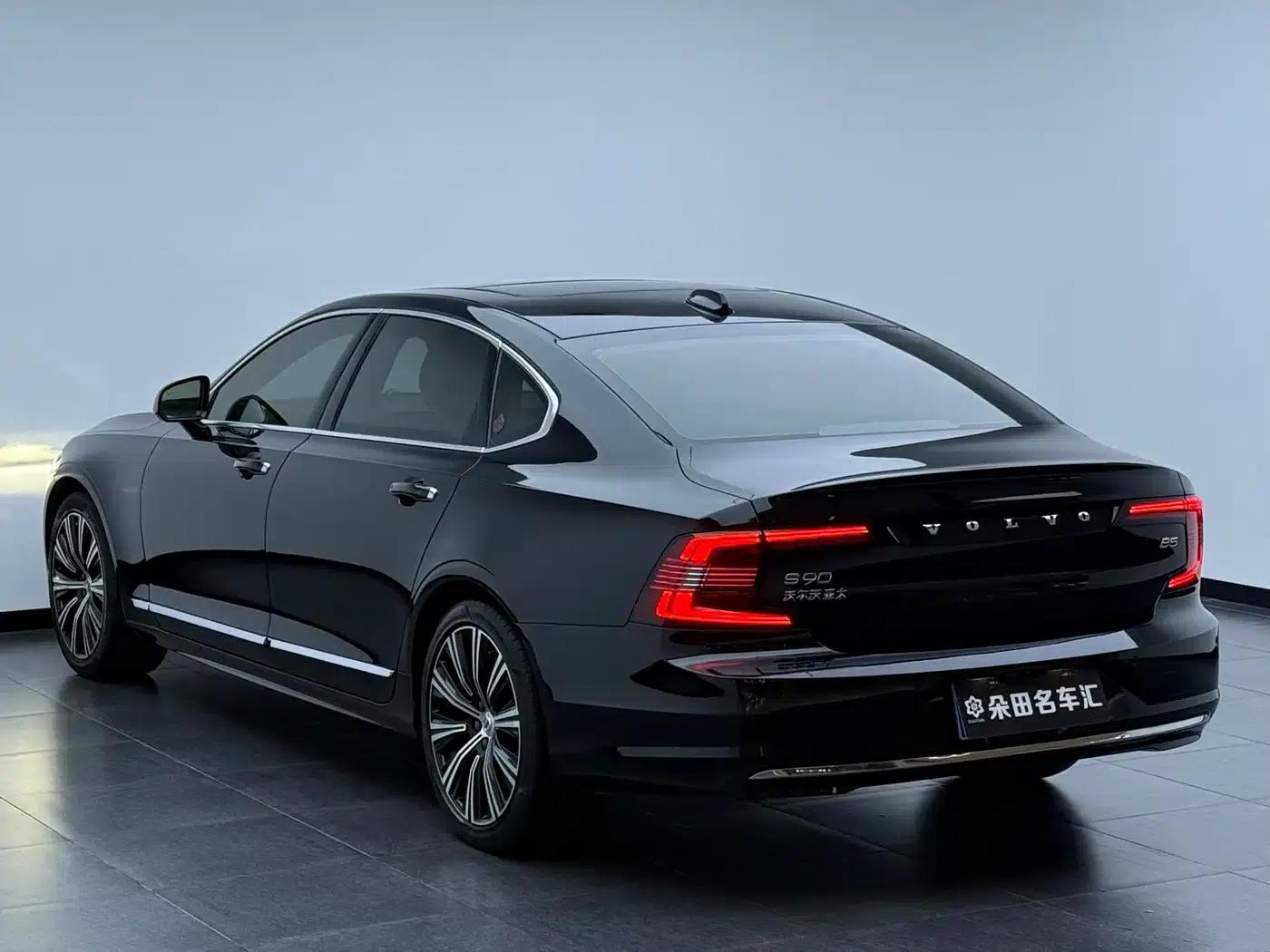 2022 Volvo S90 B5 Smart Luxury Edition — миниатюра 6