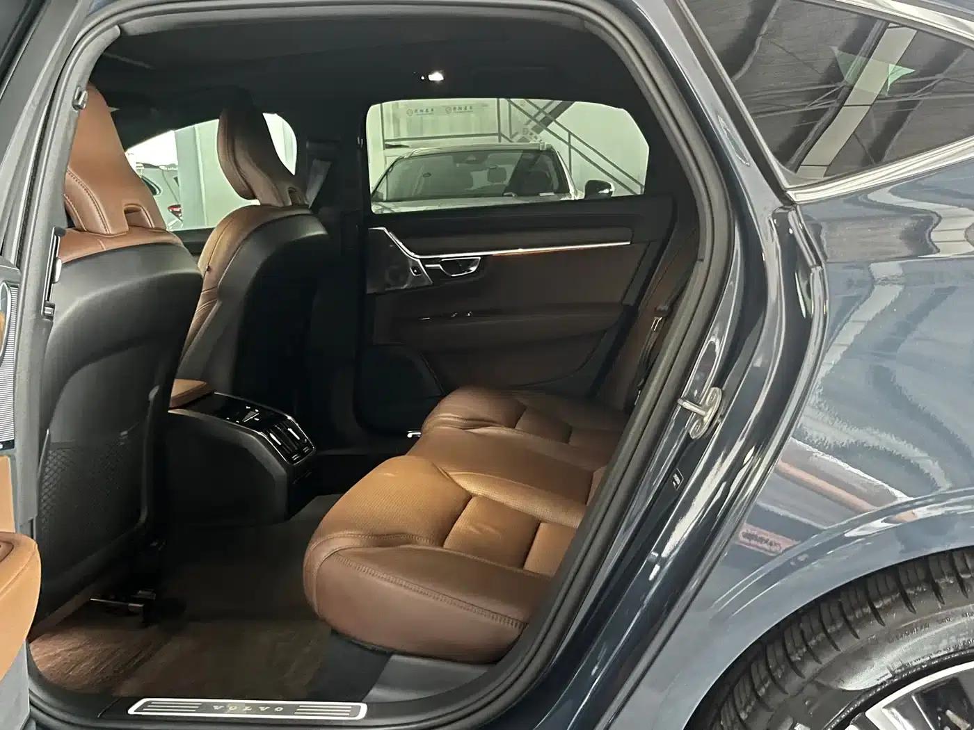 2024 Volvo S90 B5 Inscription Luxury Edition — миниатюра 12