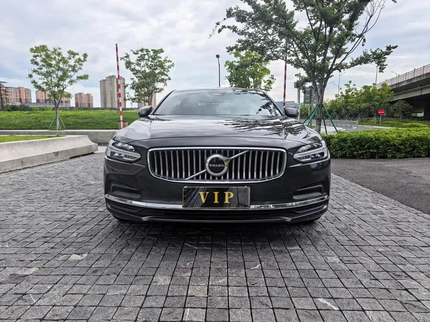 2023 Volvo S90 B5 Smart Luxury Edition — миниатюра 2