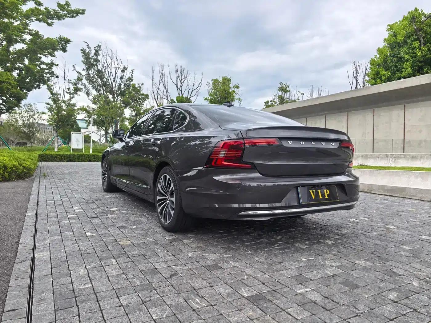 2023 Volvo S90 B5 Smart Luxury Edition — миниатюра 16