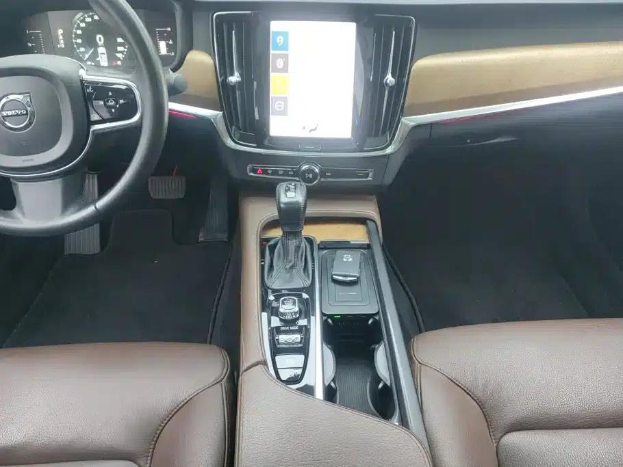 2019 Volvo S90 T5 Smart Edition — миниатюра 16