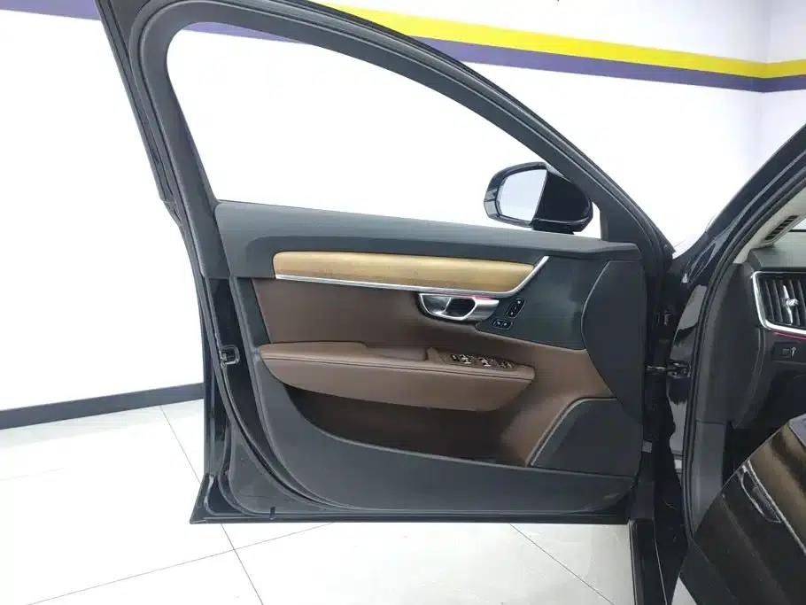 2019 Volvo S90 T5 Smart Edition — миниатюра 7