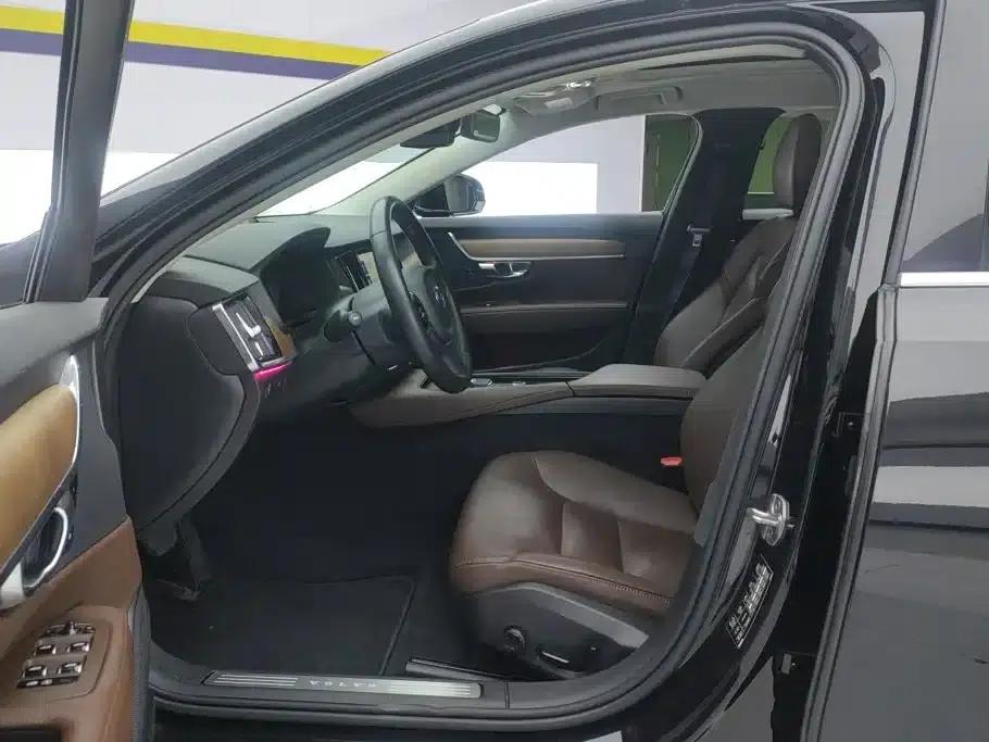 2019 Volvo S90 T5 Smart Edition — миниатюра 9