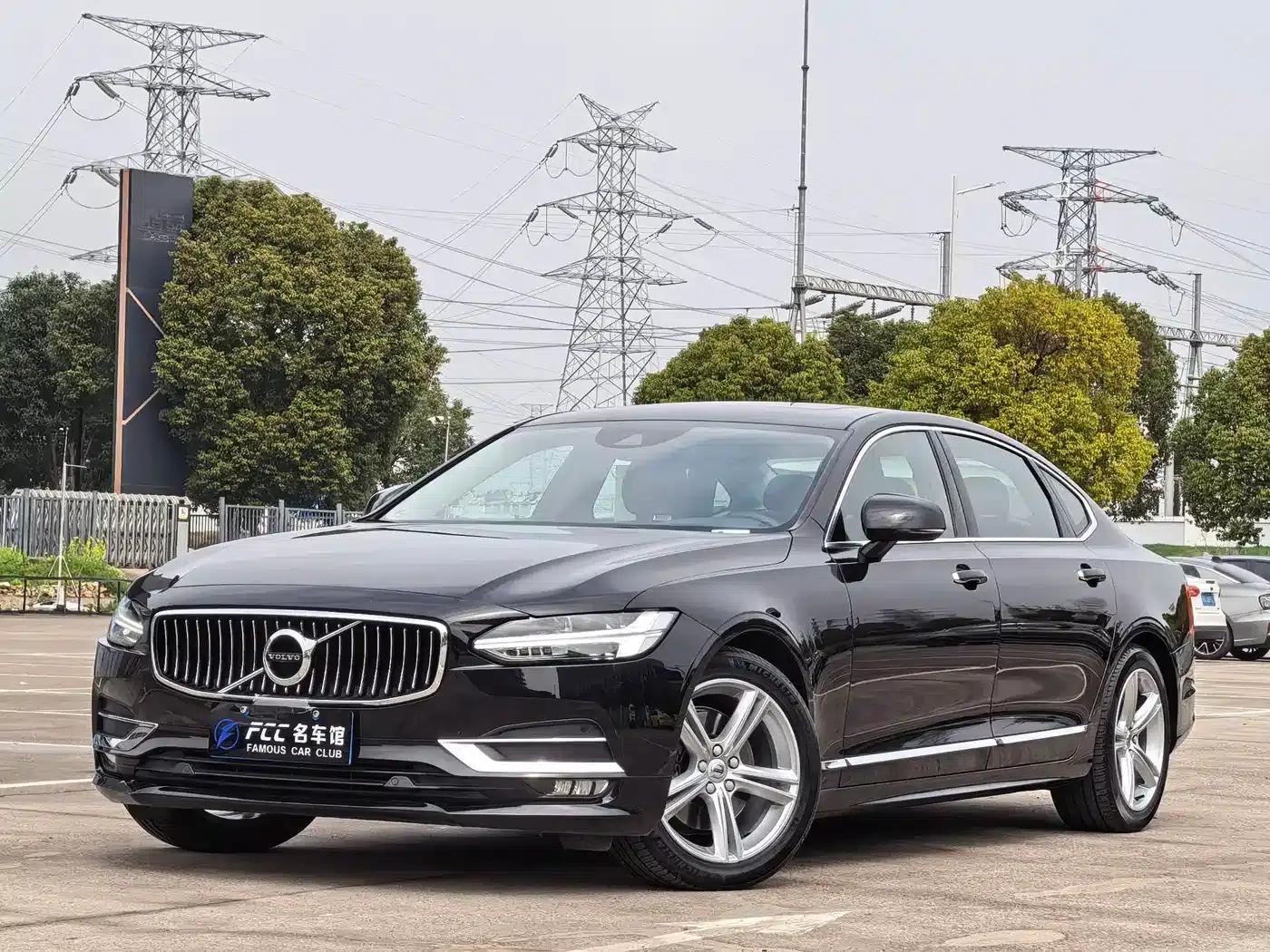 2019 Volvo S90 T5 Smart Edition — миниатюра 1