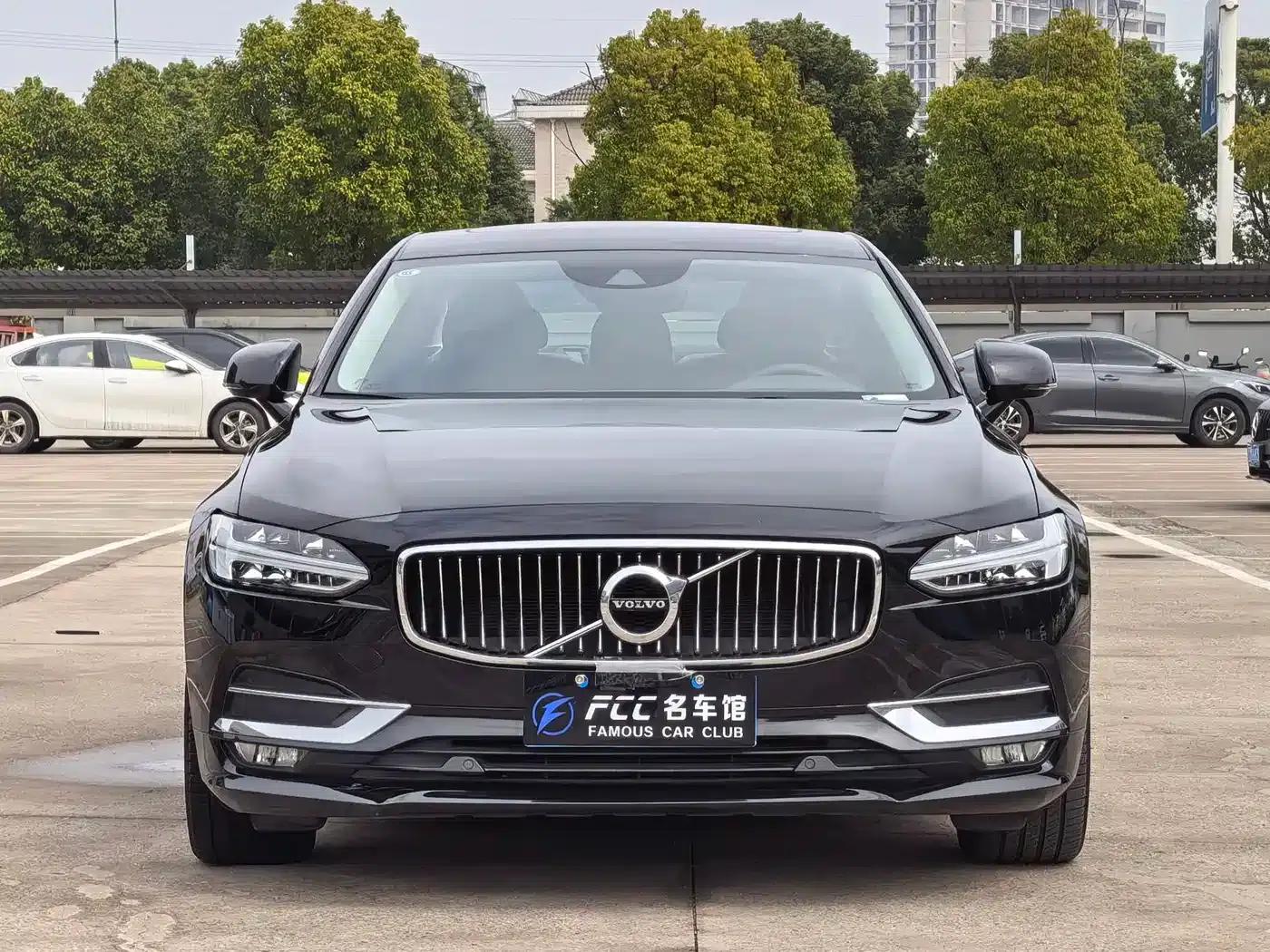 2019 Volvo S90 T5 Smart Edition — миниатюра 2