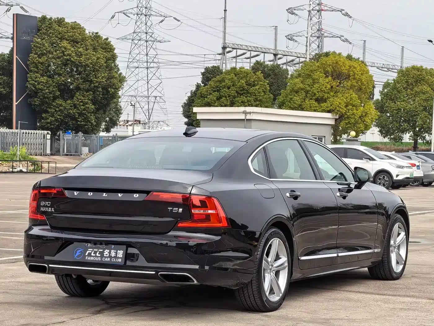 2019 Volvo S90 T5 Smart Edition — миниатюра 3